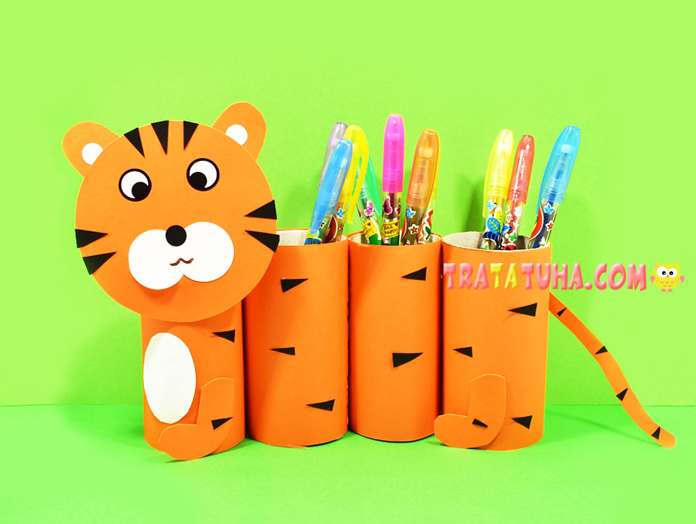 tiger pencil holder