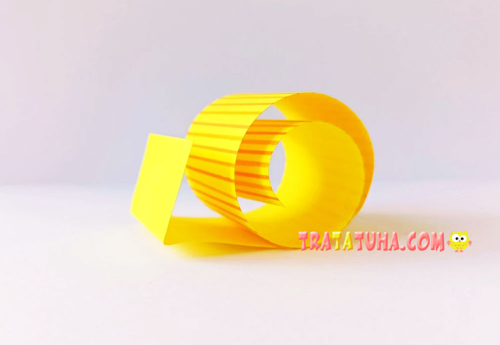 Colored Paper Snail Craft