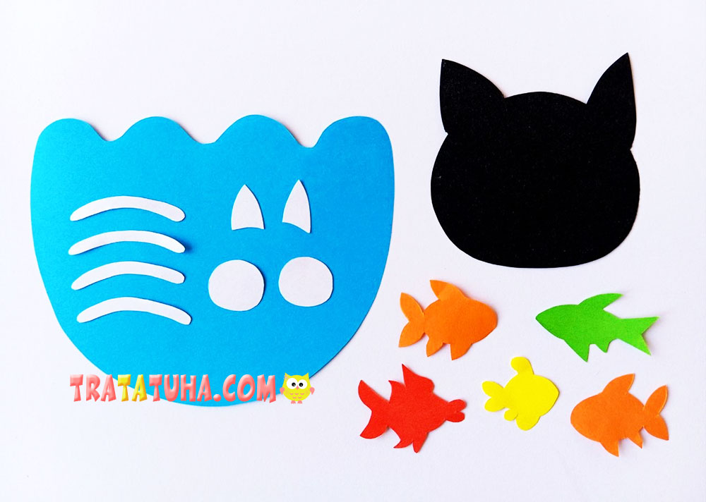 Moving Cat with an Aquarium Paper Craft